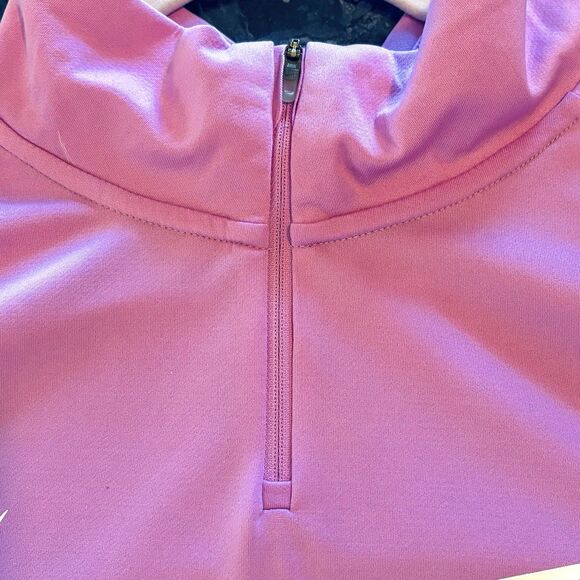 NIKE Women's (2X) Dri-Fit Swoosh Running Jacket, 1/4 Zip, Lightweight, Lavender - Picture 4 of 10